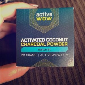 Charcoal teeth cleaner